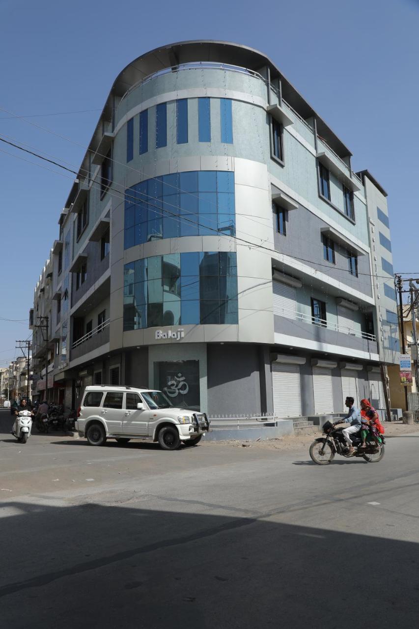 Hotel Balaji Palace Porbandar Exterior photo